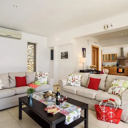 فيلة Villa Anastasia Lindos لينثوس